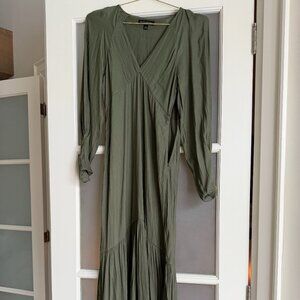 Banana Republic Maxi Dress